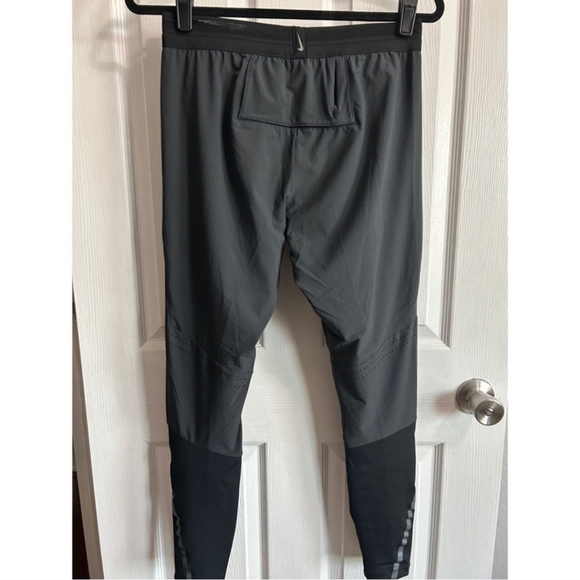 Nike track joggers - Picture 2 of 5